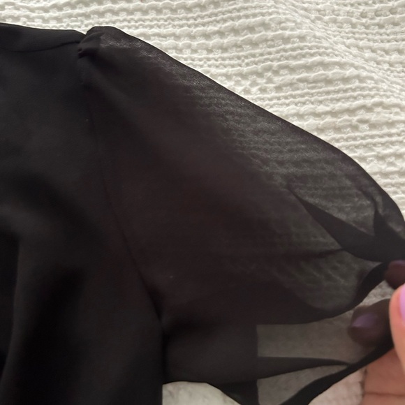 Wilfred sheffon button up top - Picture 3 of 3